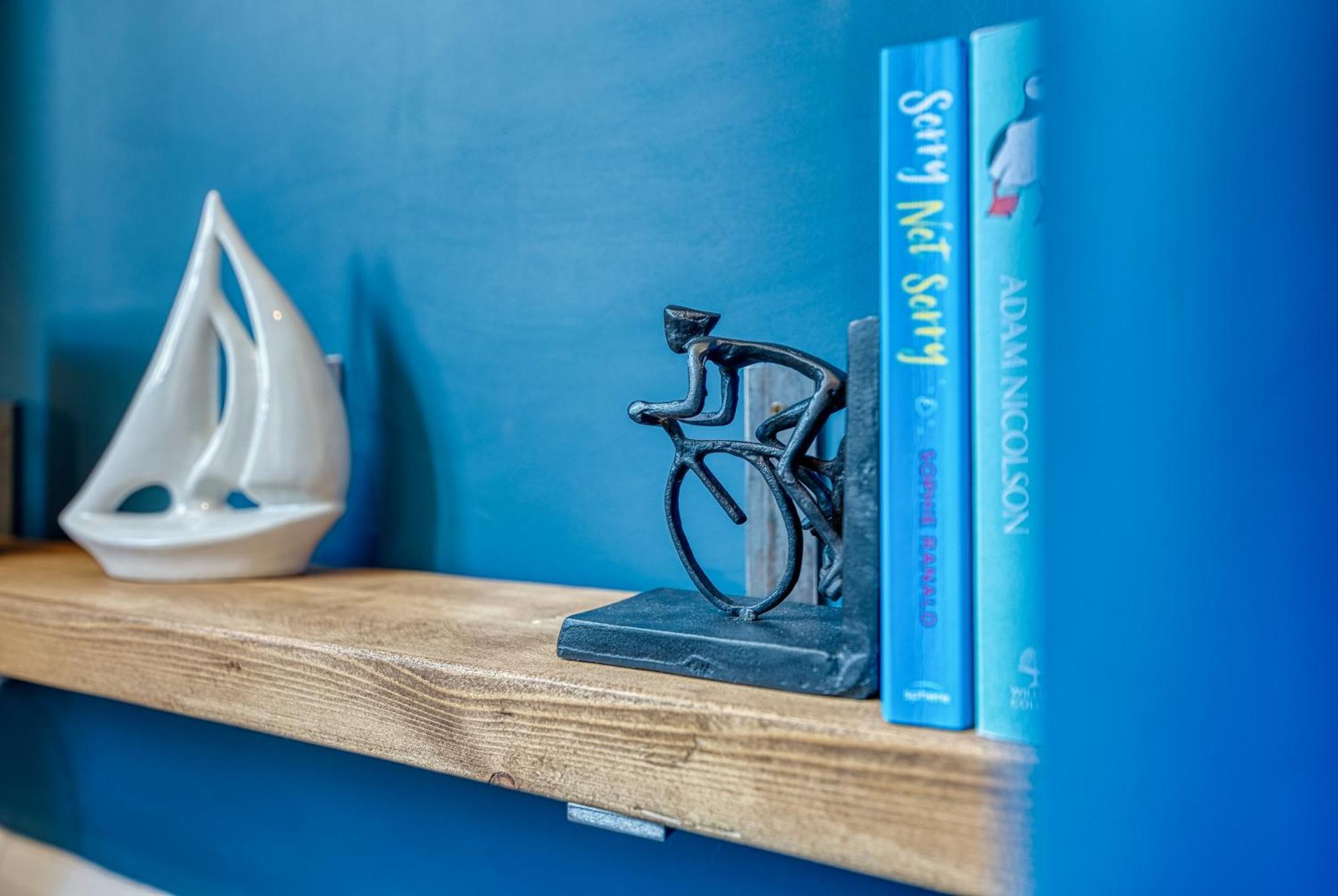 2 Bedrooms Modern, Stunning & Stylish Contractor House, Prime Portsmouth Location With Free Parking Permit, Summer Special Offer!! - By Blue Puffin Stays מראה חיצוני תמונה