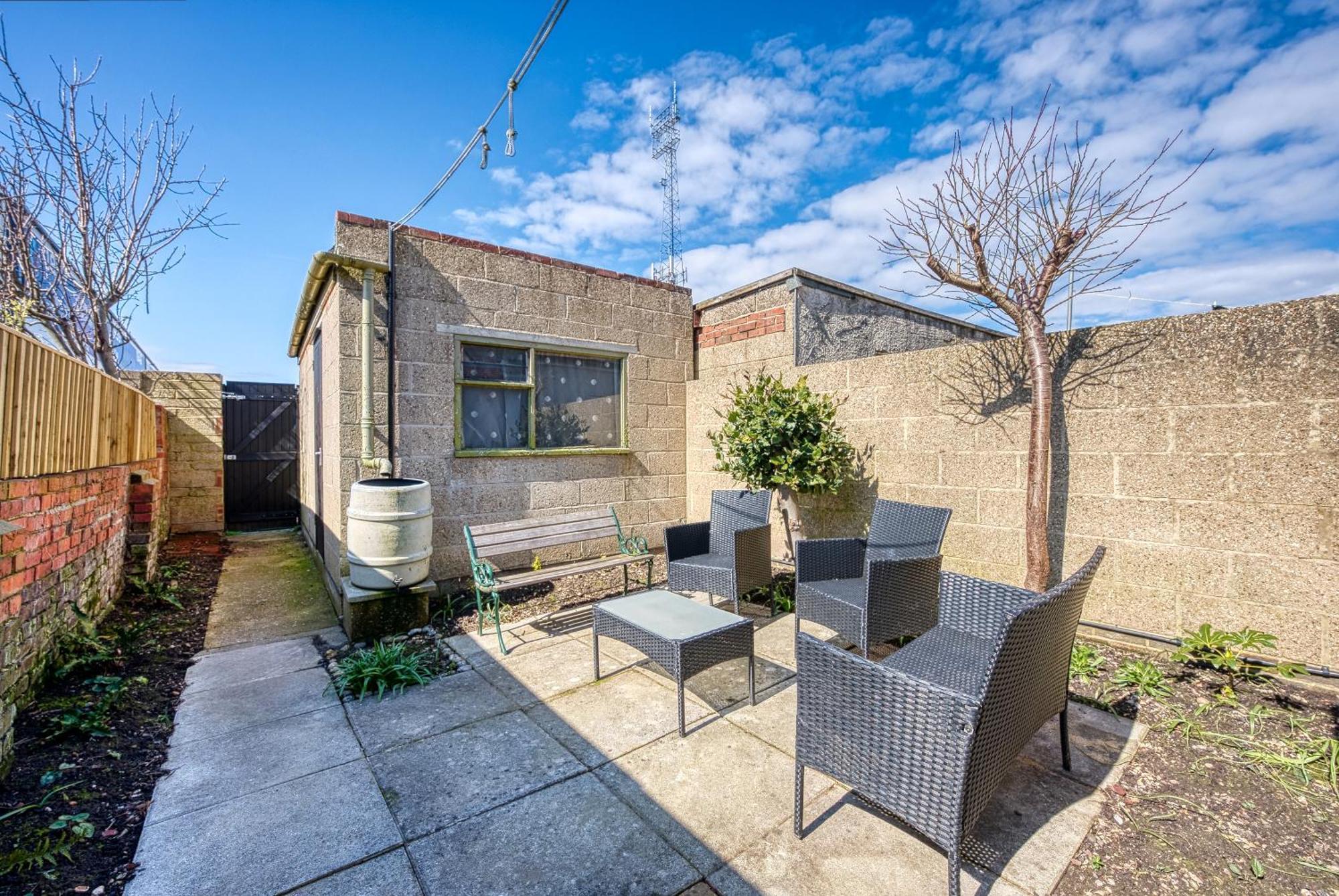 2 Bedrooms Modern, Stunning & Stylish Contractor House, Prime Portsmouth Location With Free Parking Permit, Summer Special Offer!! - By Blue Puffin Stays מראה חיצוני תמונה