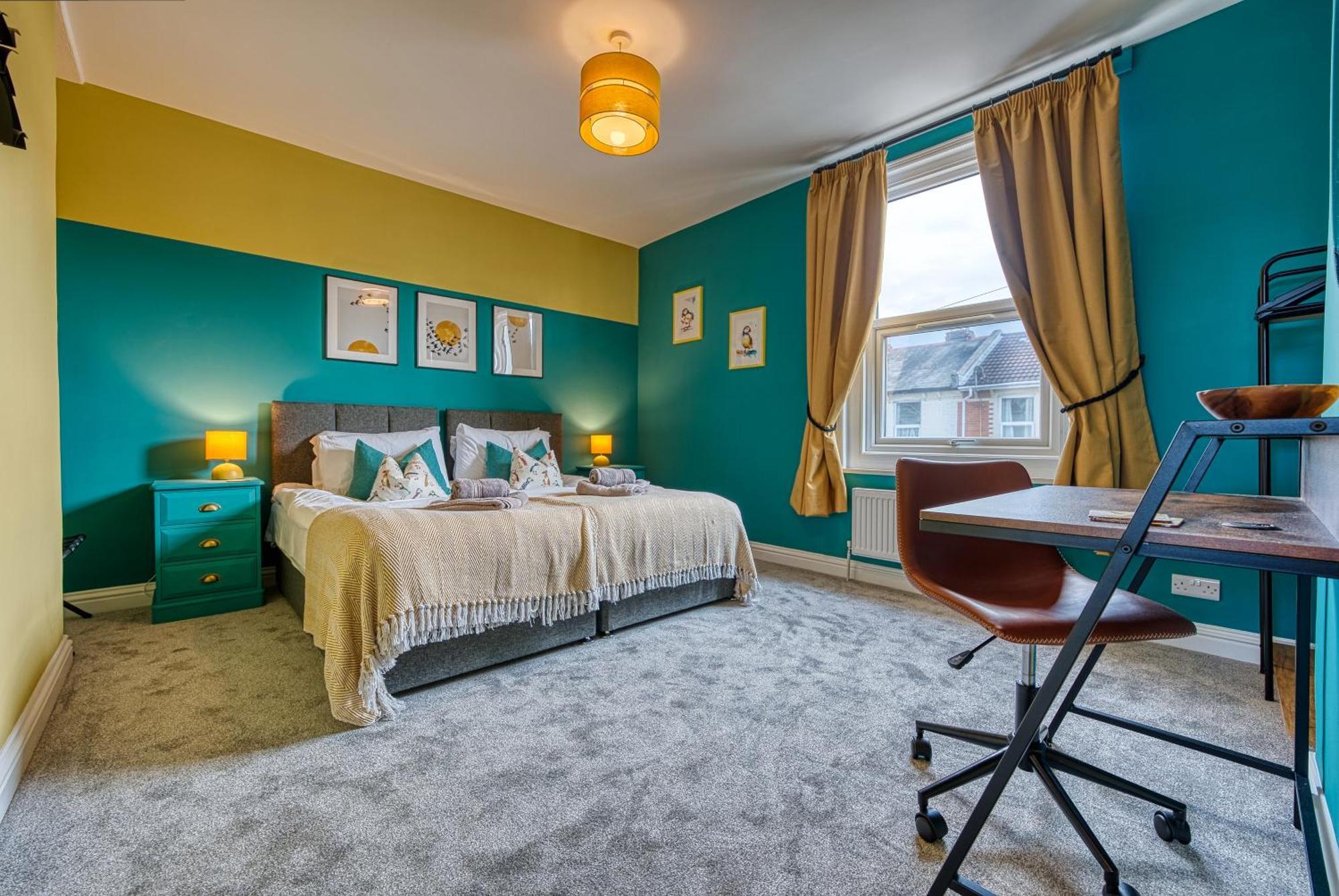 2 Bedrooms Modern, Stunning & Stylish Contractor House, Prime Portsmouth Location With Free Parking Permit, Summer Special Offer!! - By Blue Puffin Stays מראה חיצוני תמונה